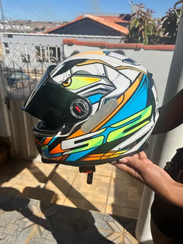 Capacete ls2