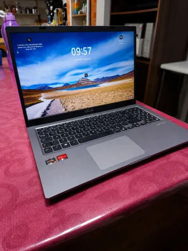 Notebook Asus M515D Ryzen 05, 08 de RAM