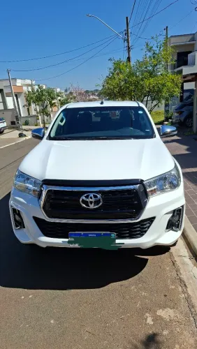 Toyota Hilux CD SR 4X4 2.8 TDI Diesel Aut. 2019