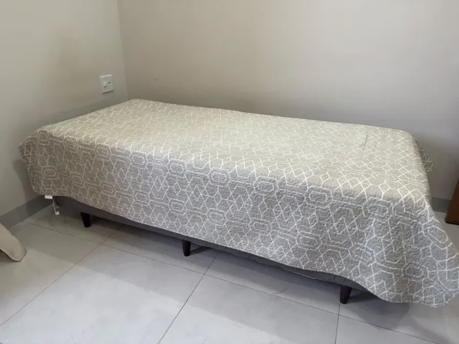 Cama solteiro sem avaria
