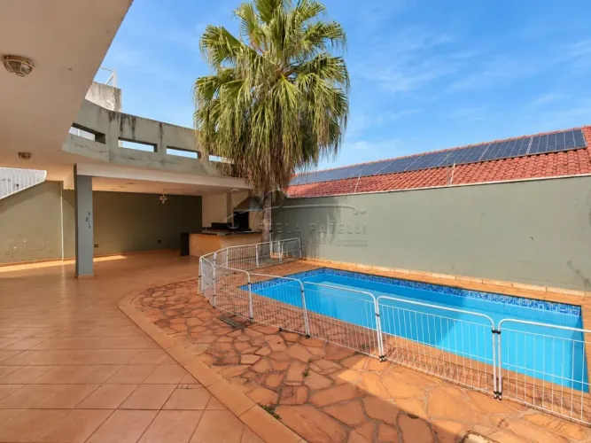 Casa sobrado de 377m² com 04 suítes para locação - Alto da Boa Vista