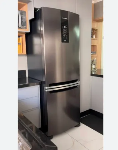 Geladeira Brastemp Inverse Frost Free 443L Evox Inox 