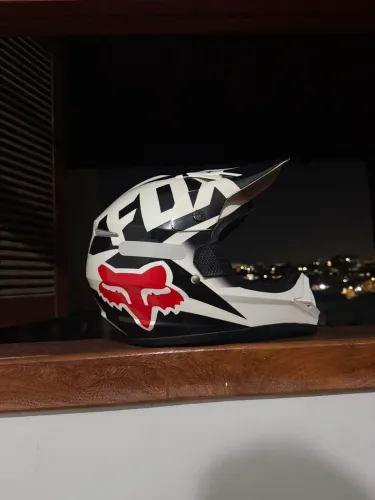 Capacete Motocross FOX VF1