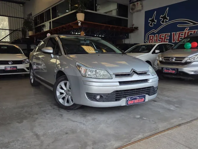 Citroen C4 GLX 1.6 Flex 16V 5P Mec. 2011