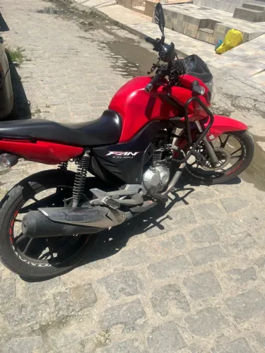 ? HONDA FAN 2022/2023 VERMELHA 