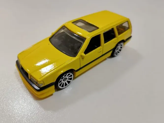 Volvo 850 Estate - HotWheels