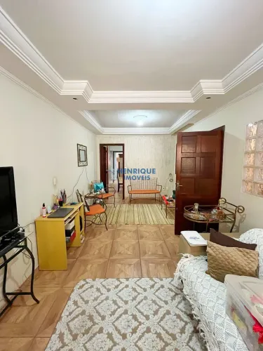 Casa à venda com 2 dormitórios e área gourmet no centro em Santa Gertrudes por R$350.000,0