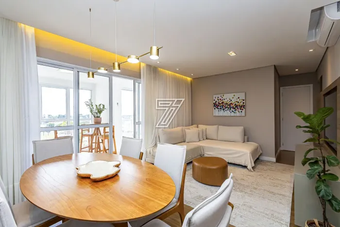 Apartamento a venda com 3 quartos, sendo 1 suíte e 2 vagas de garagem