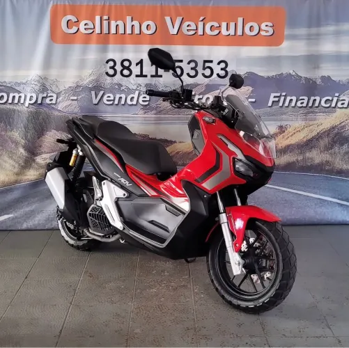 Honda ADV só 10.100 km 150cc. - Financio em até 48x e parcelo em 21x no cartão