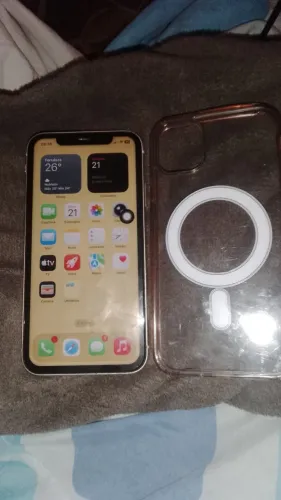 Troco iPhone 11 em moto