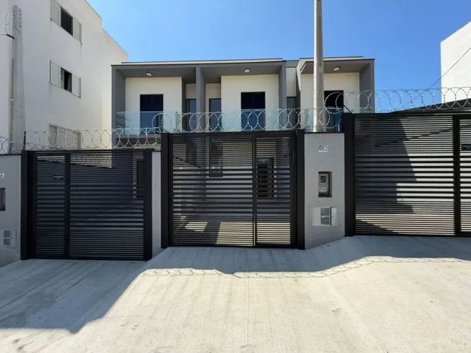 Casa com 2 Suítes à Venda no Jardim Europa | 67 m² | Próximo ao Campolim | Sorocaba R$ 4
