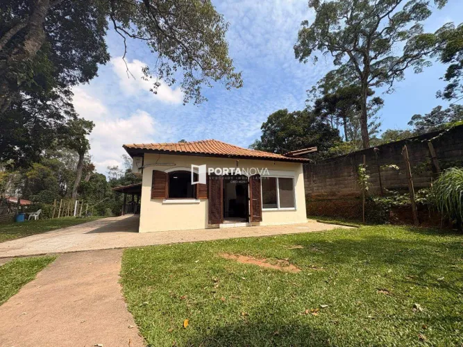 Chácara à venda, 3 quartos, 1 suíte, 10 vagas, Vale do Sol - Embu das Artes/SP