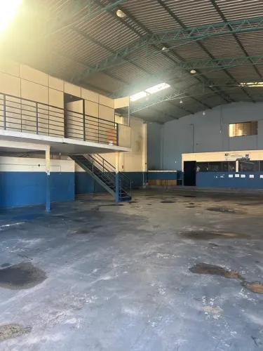 Galpão para alugar de 400 metros quadrados em Setor Perim - Goiânia - GO