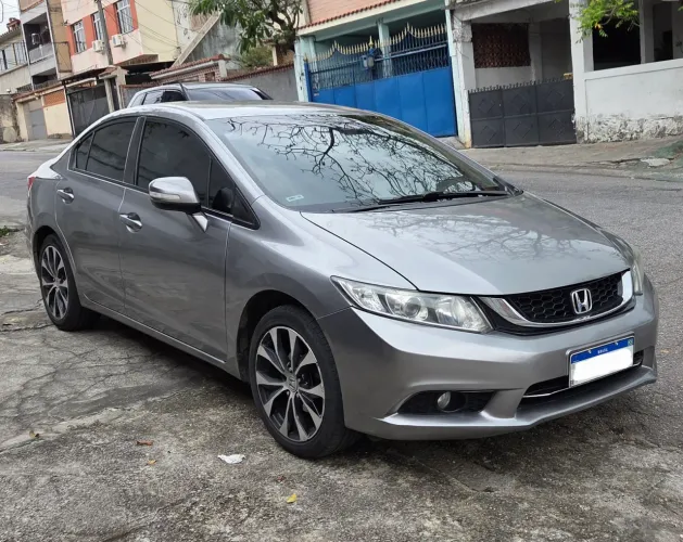 Honda Civic Sedan LXR 2.0 Flexone 16V Aut. 4P 2015