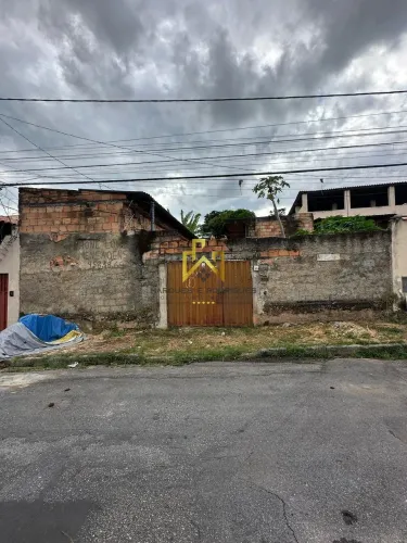 Oportunidade de lote 360 metros no Bairro Leticia;