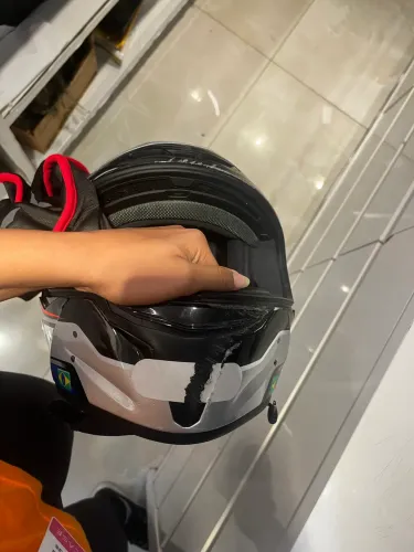 CAPACETE KYT