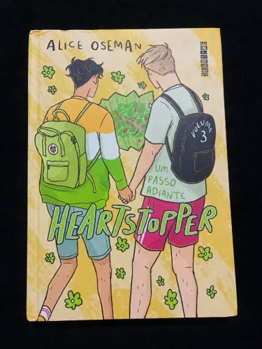 Heartstopper Volume 3 - Usado porém em ÓTIMO estado 