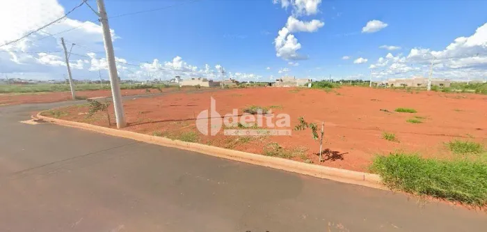 Terreno disponível para locação no bairro Novo Mundo em Uberlândia-MG