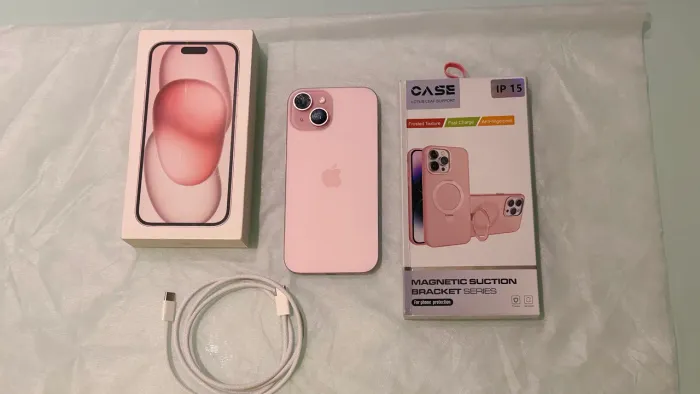 iPhone 15 128GB - Cor Rosa.