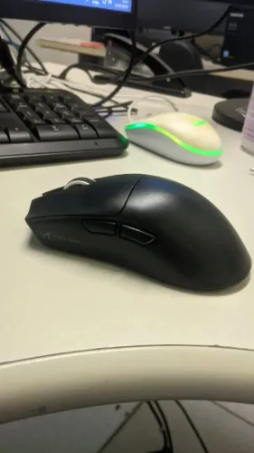 Mouse Gamer sem Fio Attack Shark X11 Carregamento Magnético RGB, 22.000 DPI, Sensor Óptico