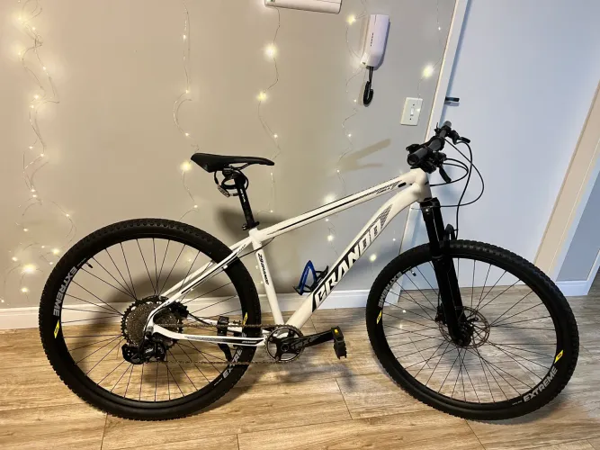 Bicicleta aro 29 - 12V