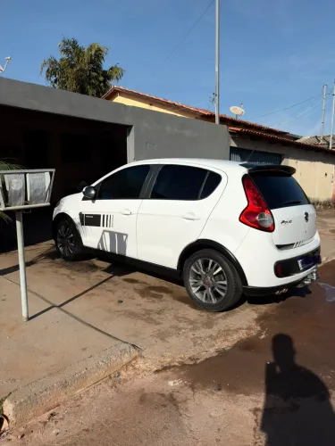 Fiat Palio Sporting 1.6 Flex 16V 5P 2013
