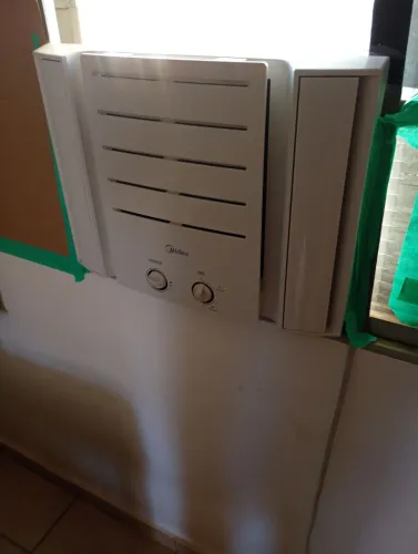 Ar condicionado Midea de janela