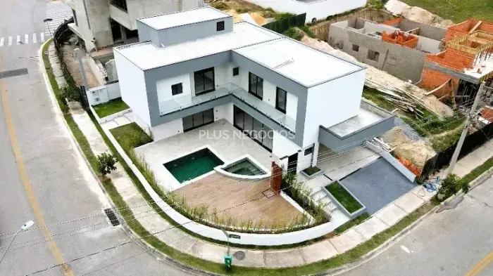 Casa Moderna à Venda no Condomínio Cyrela Landscape Esplanada, Votorantim/SP - Luxo e Conf