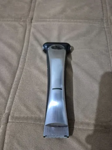 Philips Norelco Bodygroom 7000 Aparador Barbeador Dupla Face