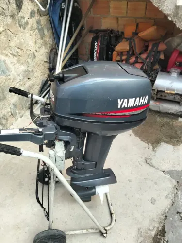 Motor Yamaha 15HP - Seminovo