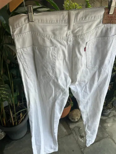 Calça Levis 46   