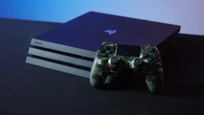 PlayStation 4 Pro 1TB por R$1.799,00