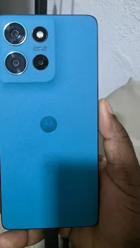 Um celular ? moto g75 256gb todo bom ele e meu eu to vendo porque eu comprei outro