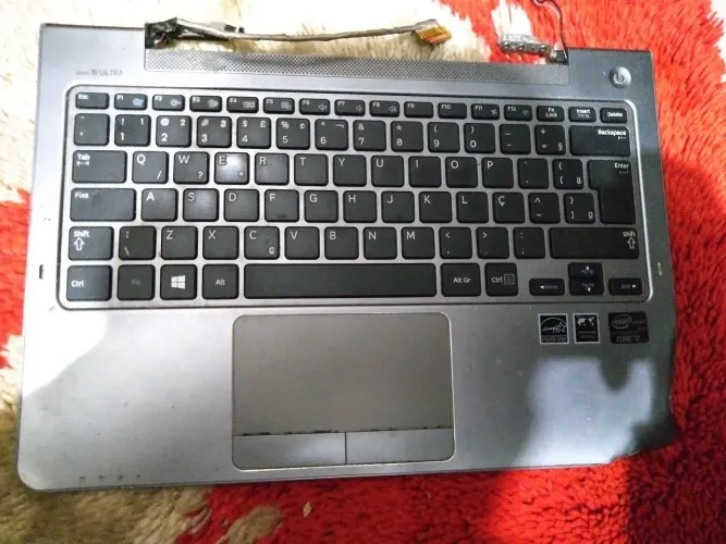 Placa Ultrabook Samsung core i7 NP 530U3C funcionando