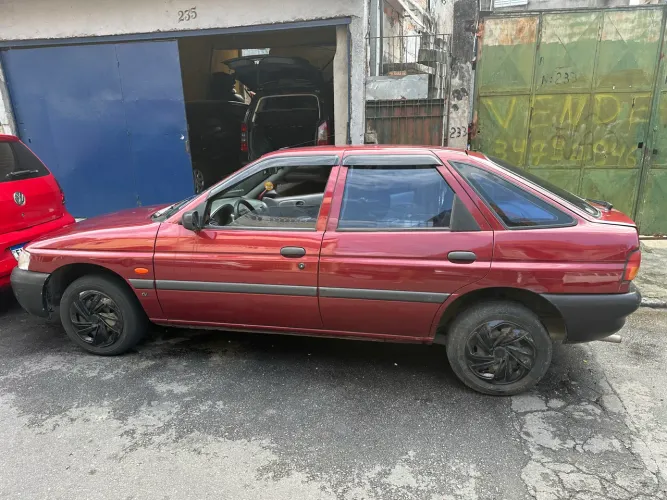 Ford Escort GL 1.8i 16V 3P 1997