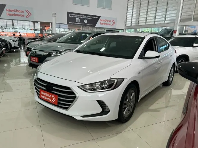 Hyundai Elantra 2.0 16V Flex Aut. 2017