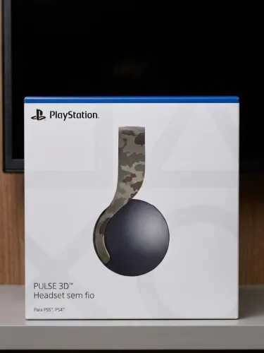 Headset PULSE 3D sem fio na caixa