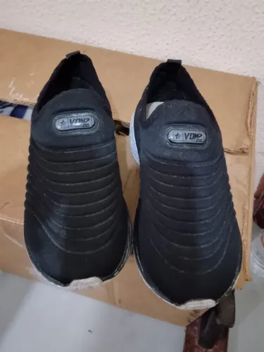 tenis infantil preto