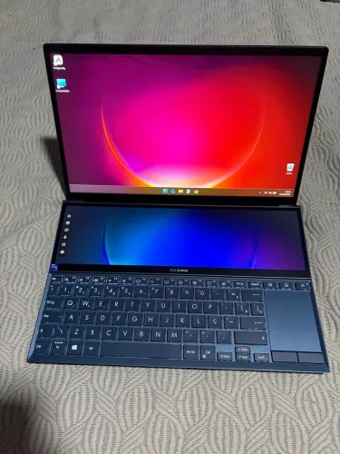Notebook Asus ZenBook Duo - Duas Telas / Core i7 11° / 16GB / SSD 512GB