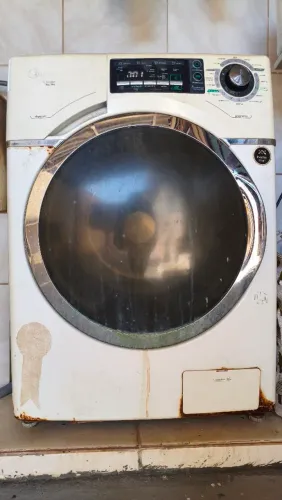 Vendo lava e seca Midea 8kg (lava) e 6kg (seca)