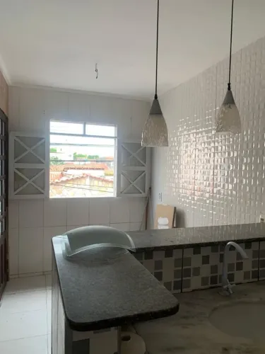 Apartamento 2 quartos,primeiro andar