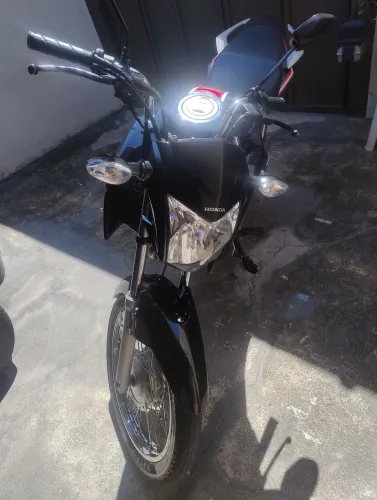 Vendo Titan 160 cor azul petróleo ano 2021/21