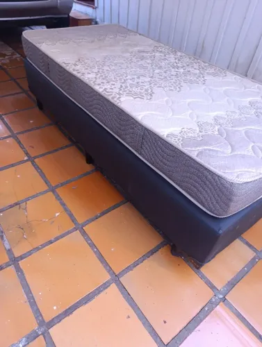 Cama solteiro
