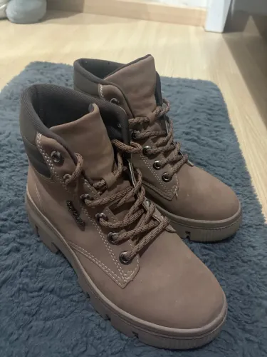 Bota coturno kolosh /tamanho 36
