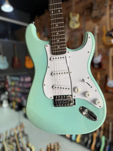 Guitarra winner Strato azul