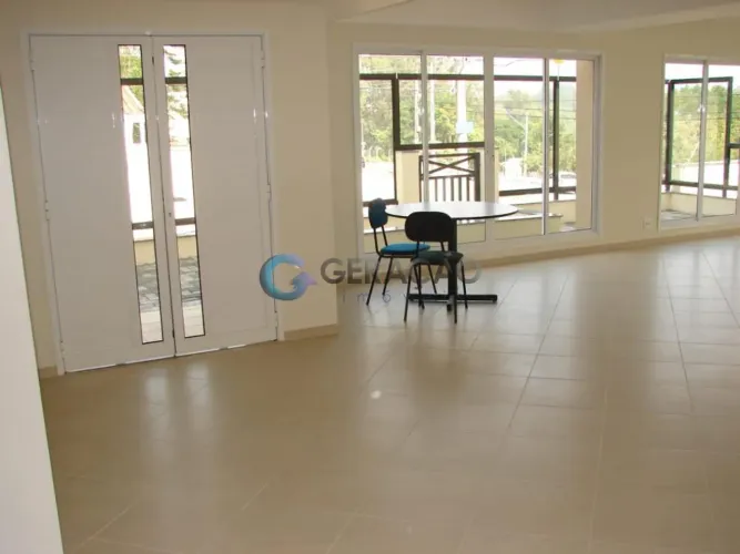 Comercial Prédio em São José dos Campos