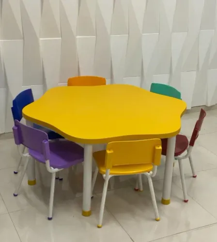 Móveis escola