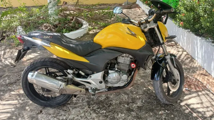 Aceita trocar em outra moto
