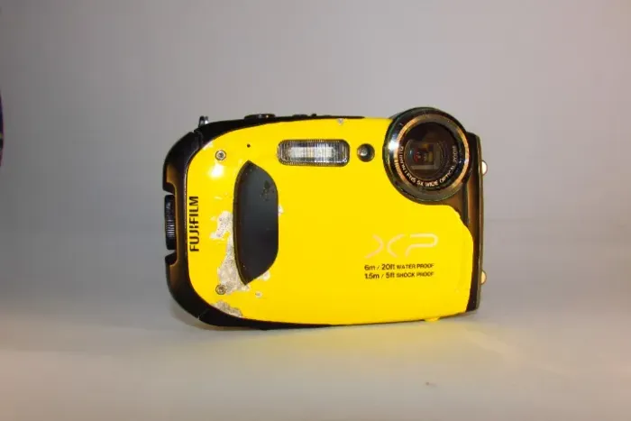 Fujifilm FinePix XP60 com acessórios
