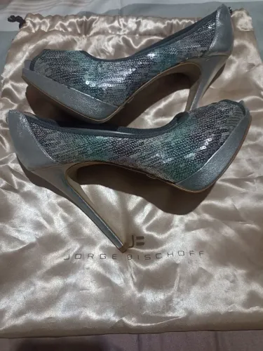 Scarpin meia pata Jorge Bischoff com lantejoulas Tam 37